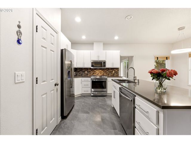 16210 Sw Bray Ln, Tigard, OR 97224
