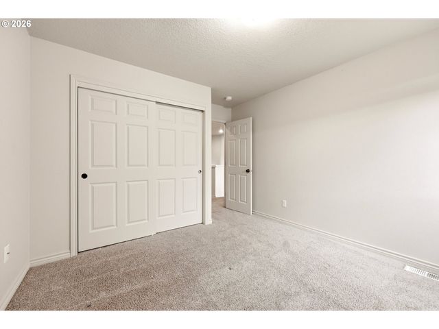 16210 Sw Bray Ln, Tigard, OR 97224
