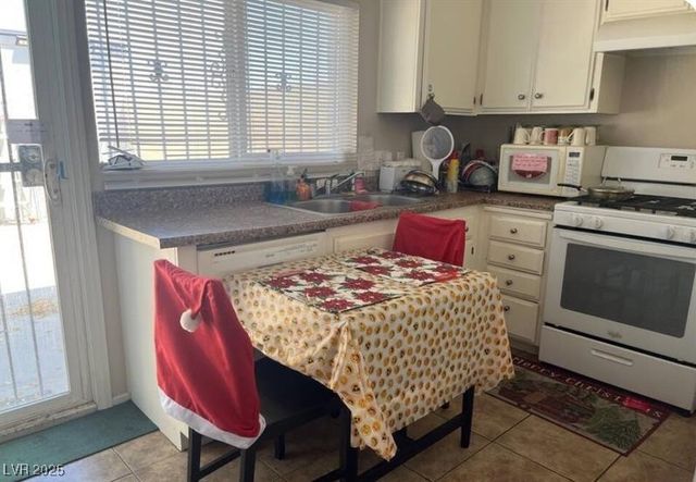 3901 Blackford Place, Las Vegas, NV 89102