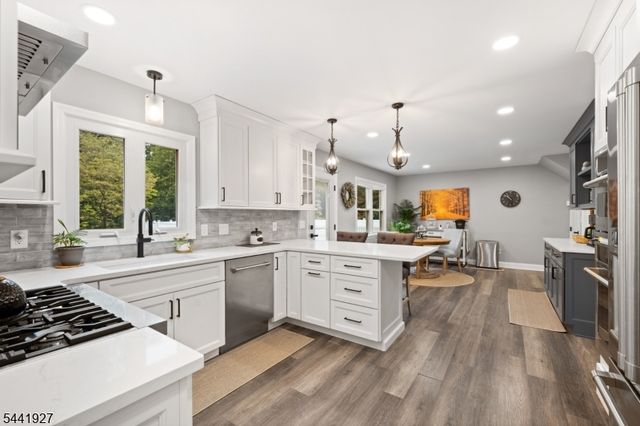 947 Old York Rd, Branchburg Twp., NJ 08853