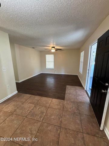 420 SUNSHINE Street, Jacksonville, FL 32254