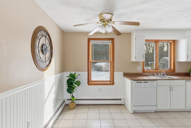 3A Walton Circle, Londonderry, NH 03053