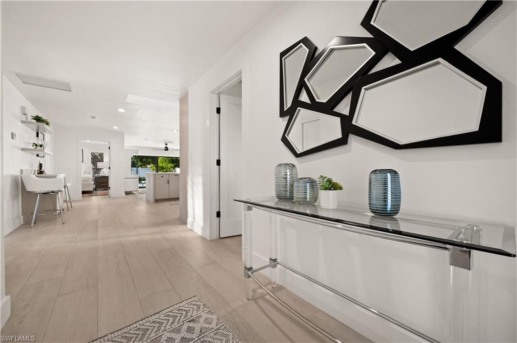 538 106th AVE N, NAPLES, FL 34108 — photo 2