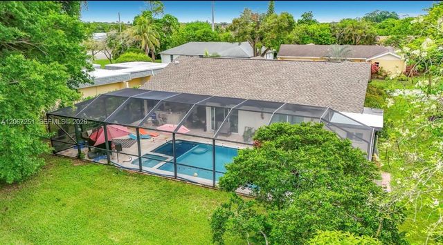 5403 Bayberry Lane, Tamarac, FL 33319