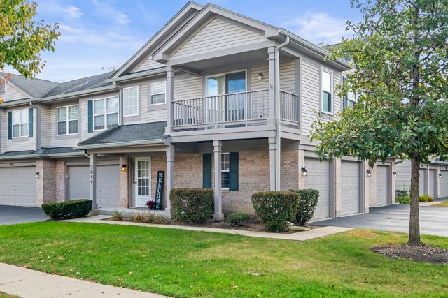 7059 S STRATTON Lane, Gurnee, IL 60031