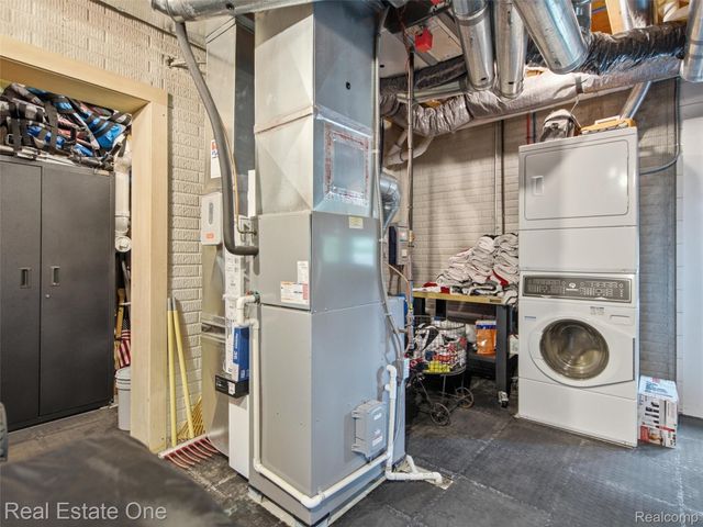 6160 Wertz, Springfield Charter Township, MI 48350