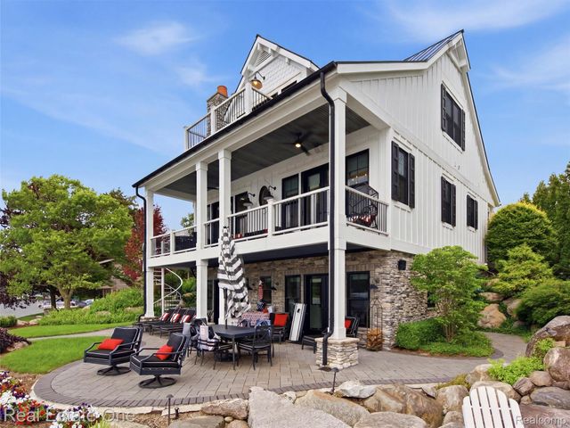6160 Wertz, Springfield Charter Township, MI 48350