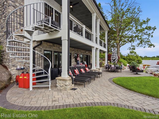 6160 Wertz, Springfield Charter Township, MI 48350
