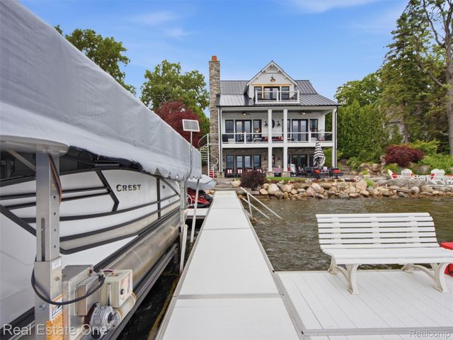 6160 Wertz, Springfield Charter Township, MI 48350