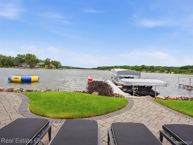 6160 Wertz, Springfield Charter Township, MI 48350