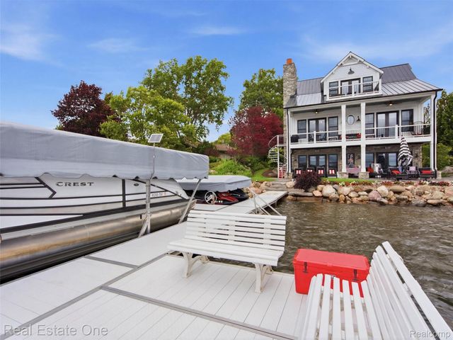 6160 Wertz, Springfield Charter Township, MI 48350