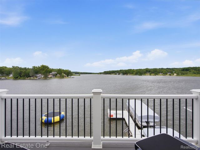 6160 Wertz, Springfield Charter Township, MI 48350