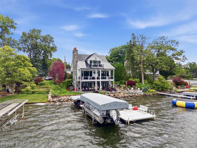 6160 Wertz, Springfield Charter Township, MI 48350
