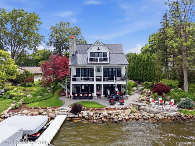 6160 Wertz, Springfield Charter Township, MI 48350