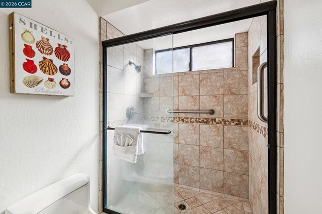 120 Greenbriar, Moraga, CA 94556