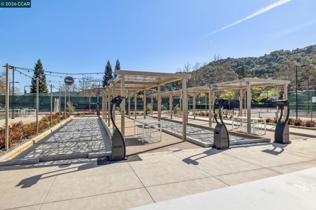 120 Greenbriar, Moraga, CA 94556