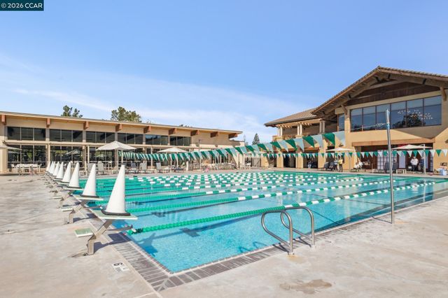 120 Greenbriar, Moraga, CA 94556