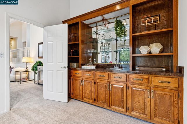 120 Greenbriar, Moraga, CA 94556