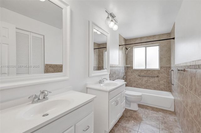 620 NE 2nd St, Pompano Beach, FL 33060