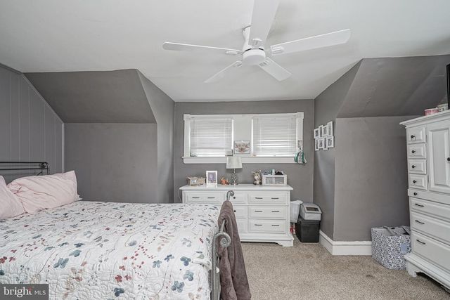 202 5TH AVE, Mount Ephraim, NJ 08059