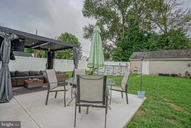202 5TH AVE, Mount Ephraim, NJ 08059
