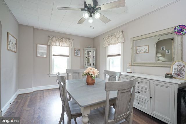 202 5TH AVE, Mount Ephraim, NJ 08059