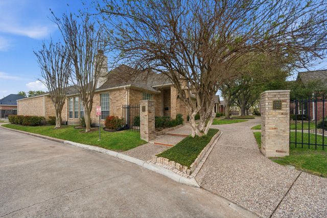 2939 Rosefield Drive, Houston, TX 77080