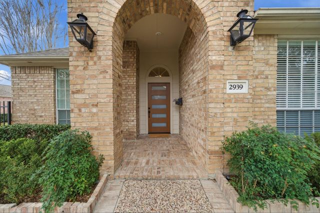 2939 Rosefield Drive, Houston, TX 77080