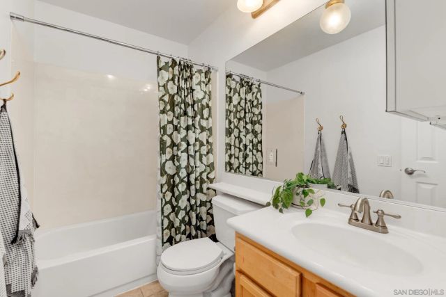 3535 Madison 232, San Diego, CA 92116