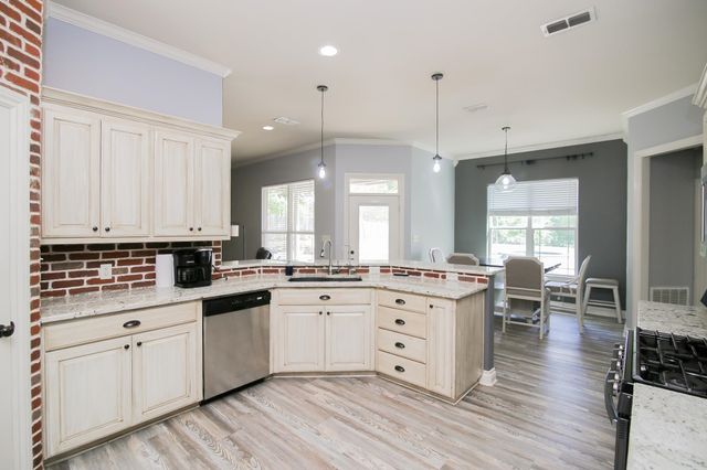 507 Willow St, Hallsville, TX 75650