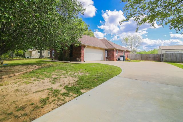 507 Willow St, Hallsville, TX 75650