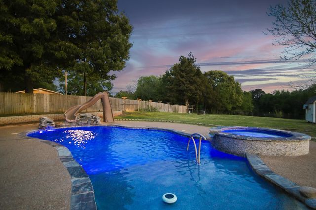 507 Willow St, Hallsville, TX 75650