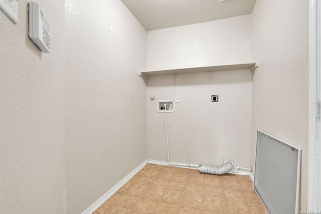 2302 Pue Rd, San Antonio, TX 78245