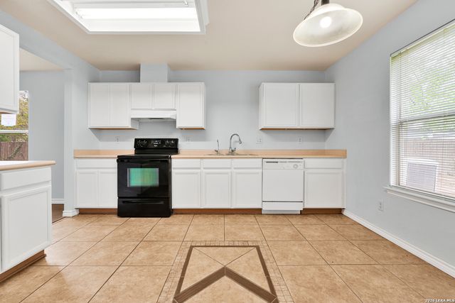 2302 Pue Rd, San Antonio, TX 78245