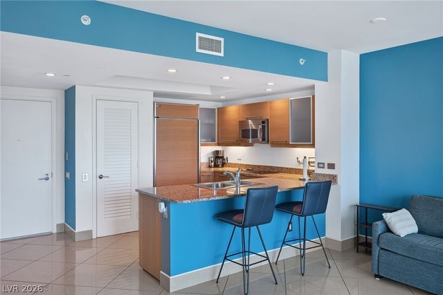 322 Karen Avenue 1106, Las Vegas, NV 89109