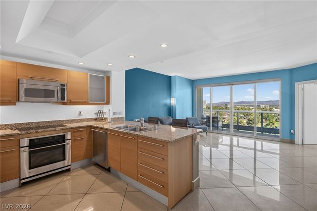 322 Karen Avenue 1106, Las Vegas, NV 89109