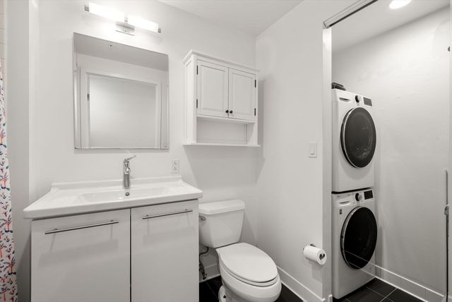 2 Earhart St 421, Cambridge, MA 02141