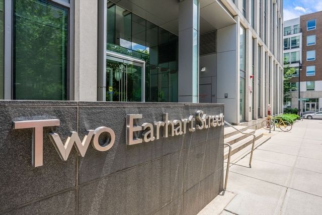 2 Earhart St 421, Cambridge, MA 02141