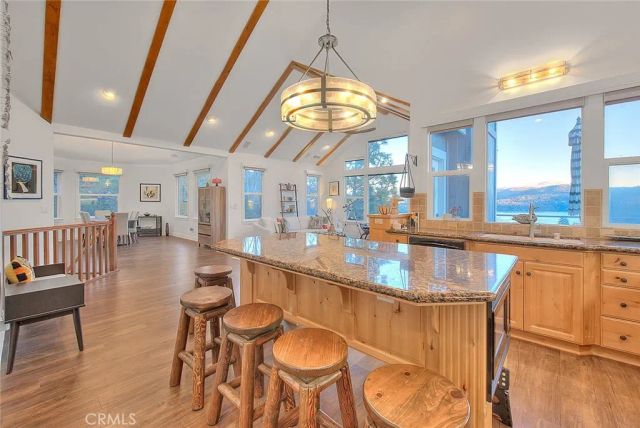 27431 Alpen, Lake Arrowhead, CA 92352