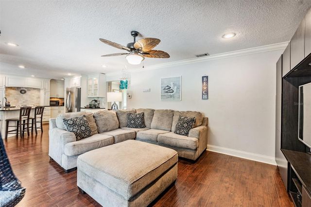 3018 PRESTIGE DRIVE, Clearwater, FL 33759