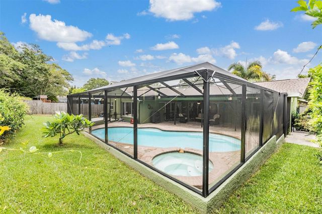 3018 PRESTIGE DRIVE, Clearwater, FL 33759