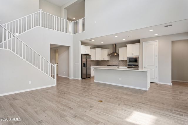 1948 W Sierra Sunset Trail, Phoenix, AZ 85085