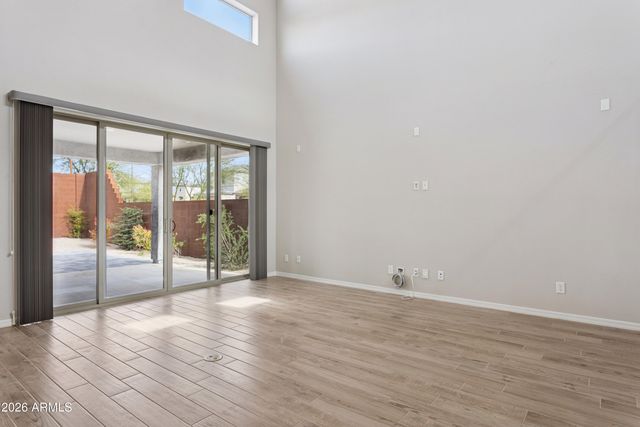 1948 W Sierra Sunset Trail, Phoenix, AZ 85085