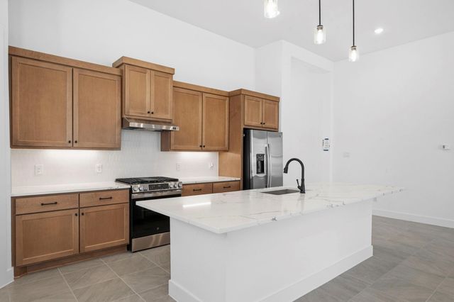 412 Hillview Nature, New Caney, TX 77357