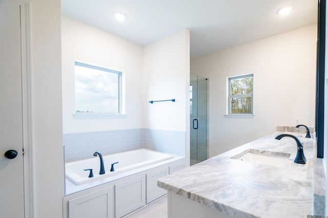 13530 Eagles Park Drive, Denham Springs, LA 70726