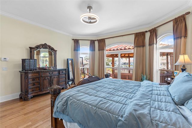 3952 VERSAILLES DRIVE, Tampa, FL 33634