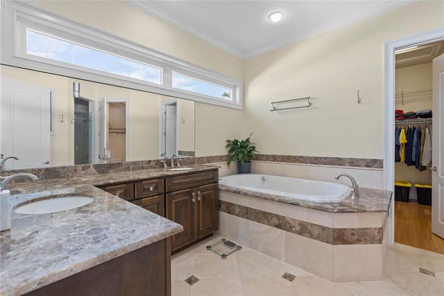 3952 VERSAILLES DRIVE, Tampa, FL 33634