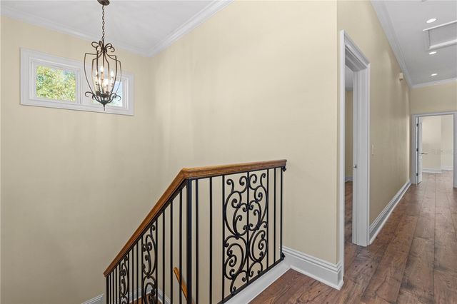 3952 VERSAILLES DRIVE, Tampa, FL 33634