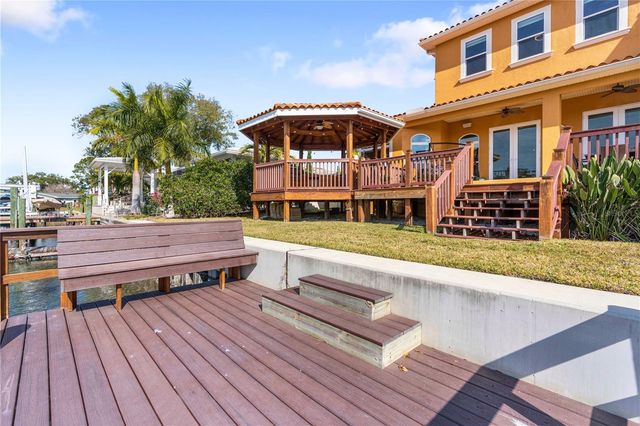 3952 VERSAILLES DRIVE, Tampa, FL 33634