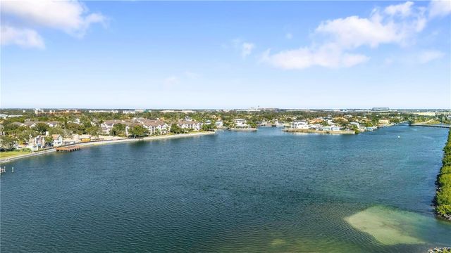 3952 VERSAILLES DRIVE, Tampa, FL 33634